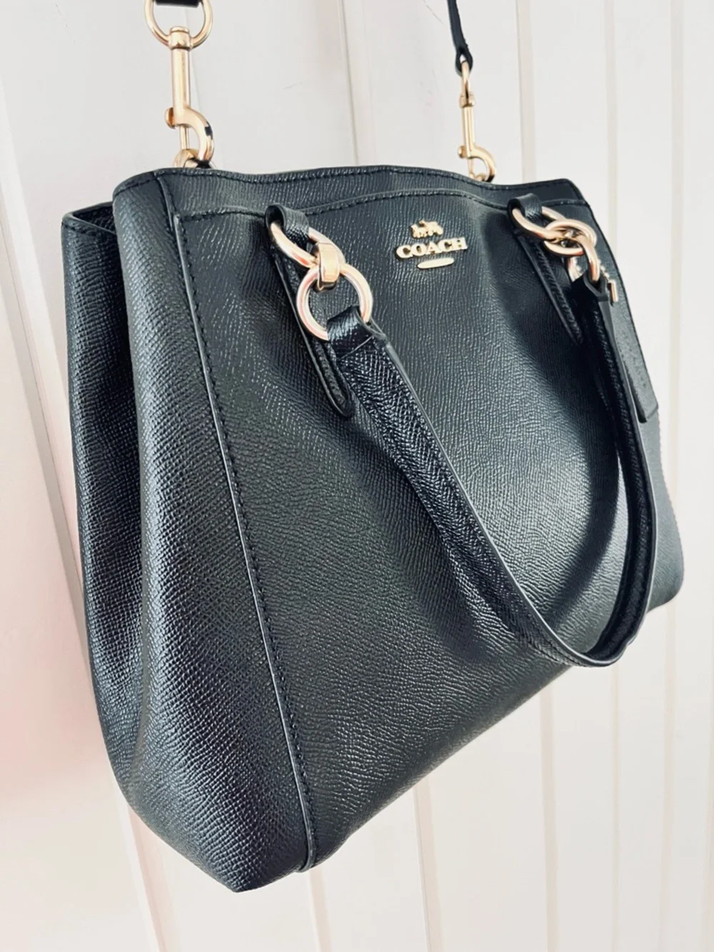 Coach Minetta Black Crossbody Crossgrain Leather Satchel - Picture 3 of 12